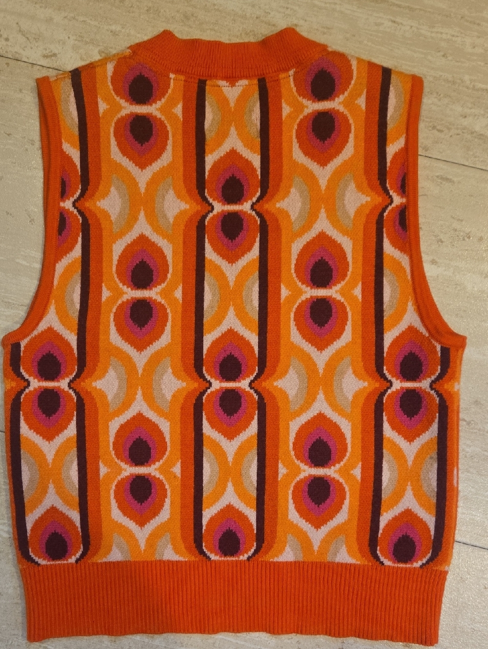 Maeve by Anthropologie Orange Design Print V-Cut Sweater Vest - Picture 6 of 6